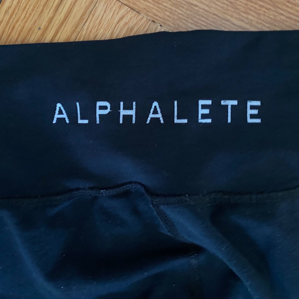 Alphalete revival leggings - BLACK - small